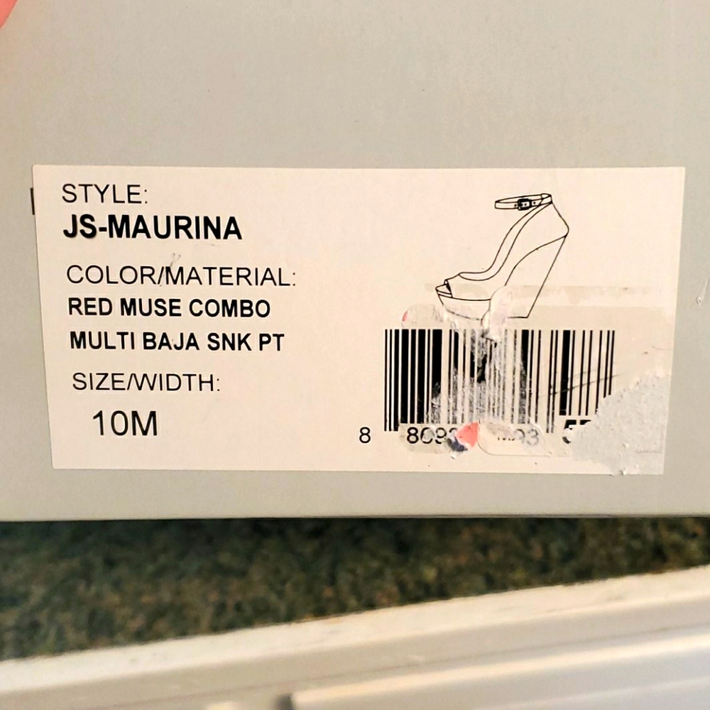 Jessica Simpson wedges only worn once to church